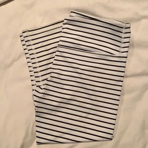 Striped Capri Leggings